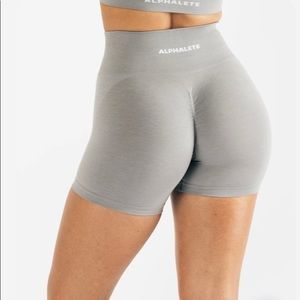 Alphalete Amplify shorts Small